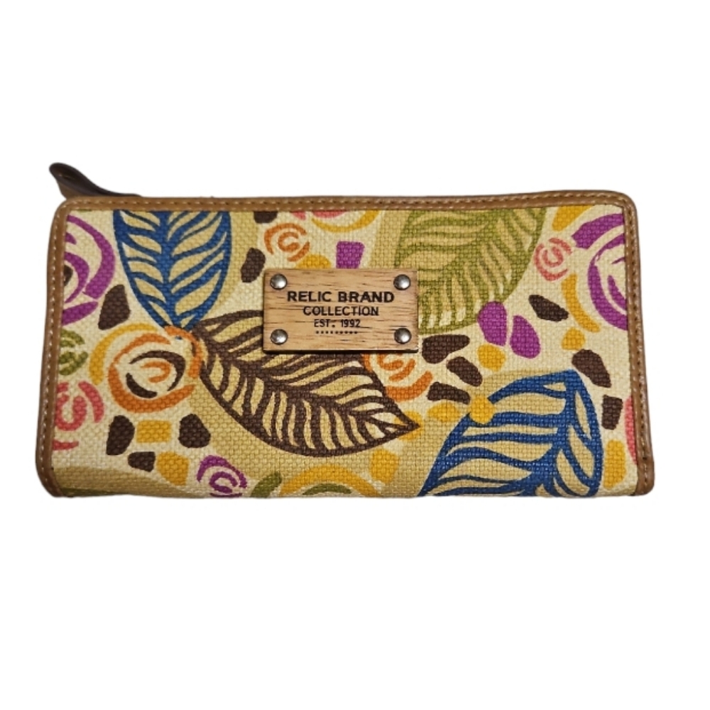 Relic Brand - Cloth Floral/Leaf Print Wallet - LN